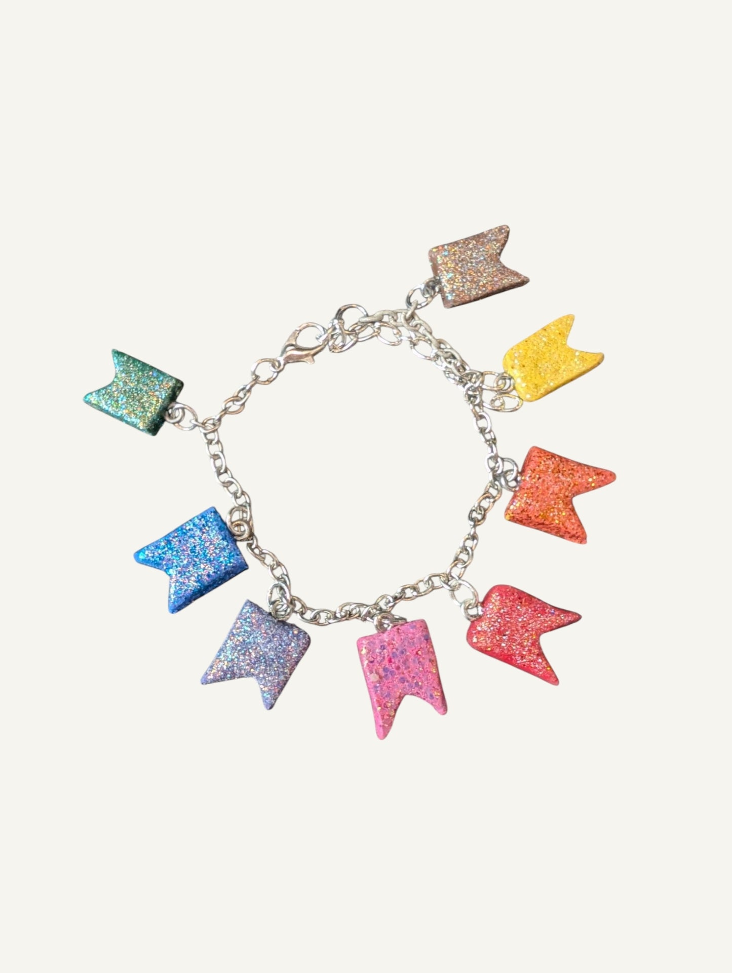 Flag charm bracelet